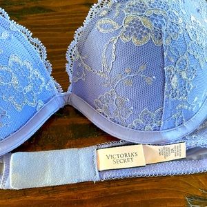 Victoria’s Secret 32A dream angels padded Demi